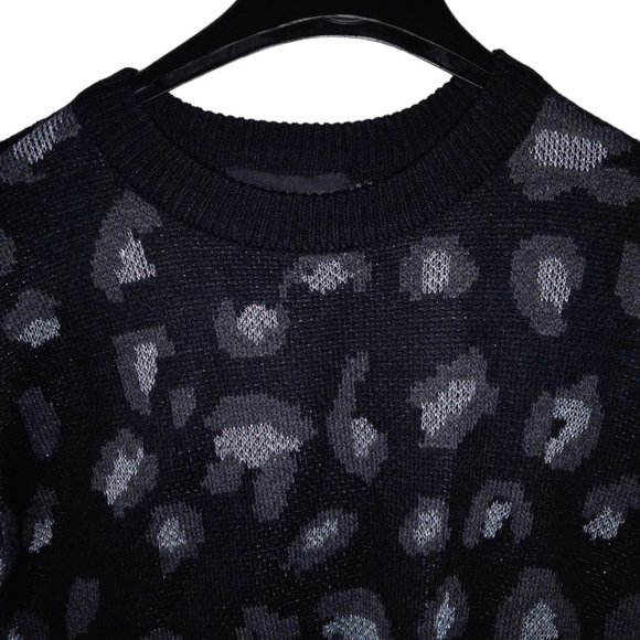 NWT!!! KENDALL + KYLIE Animal Print Sweater Pullover Women's Size M - Picture 5 of 11